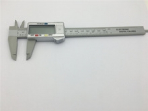 Измеритель электронный 150 - 0,1 мм, пластиковый