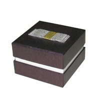 g25-4 квадрат 45х45х37 картон фиолетовый с лентой